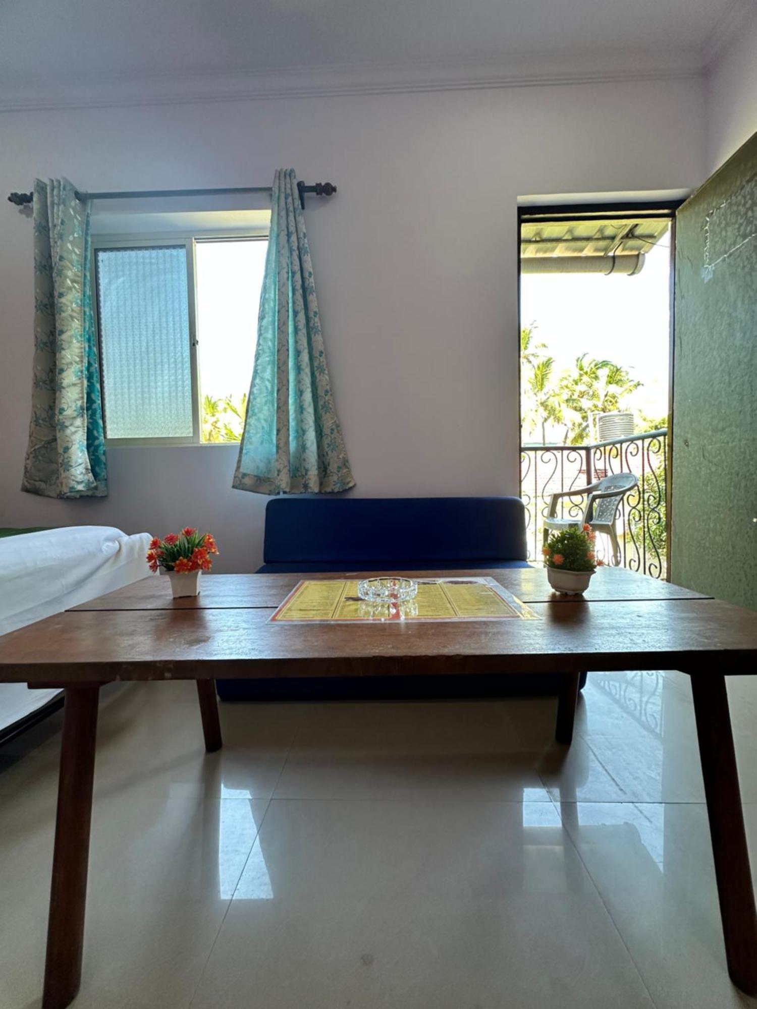 Casa Somanjo Inn Calangute Esterno foto