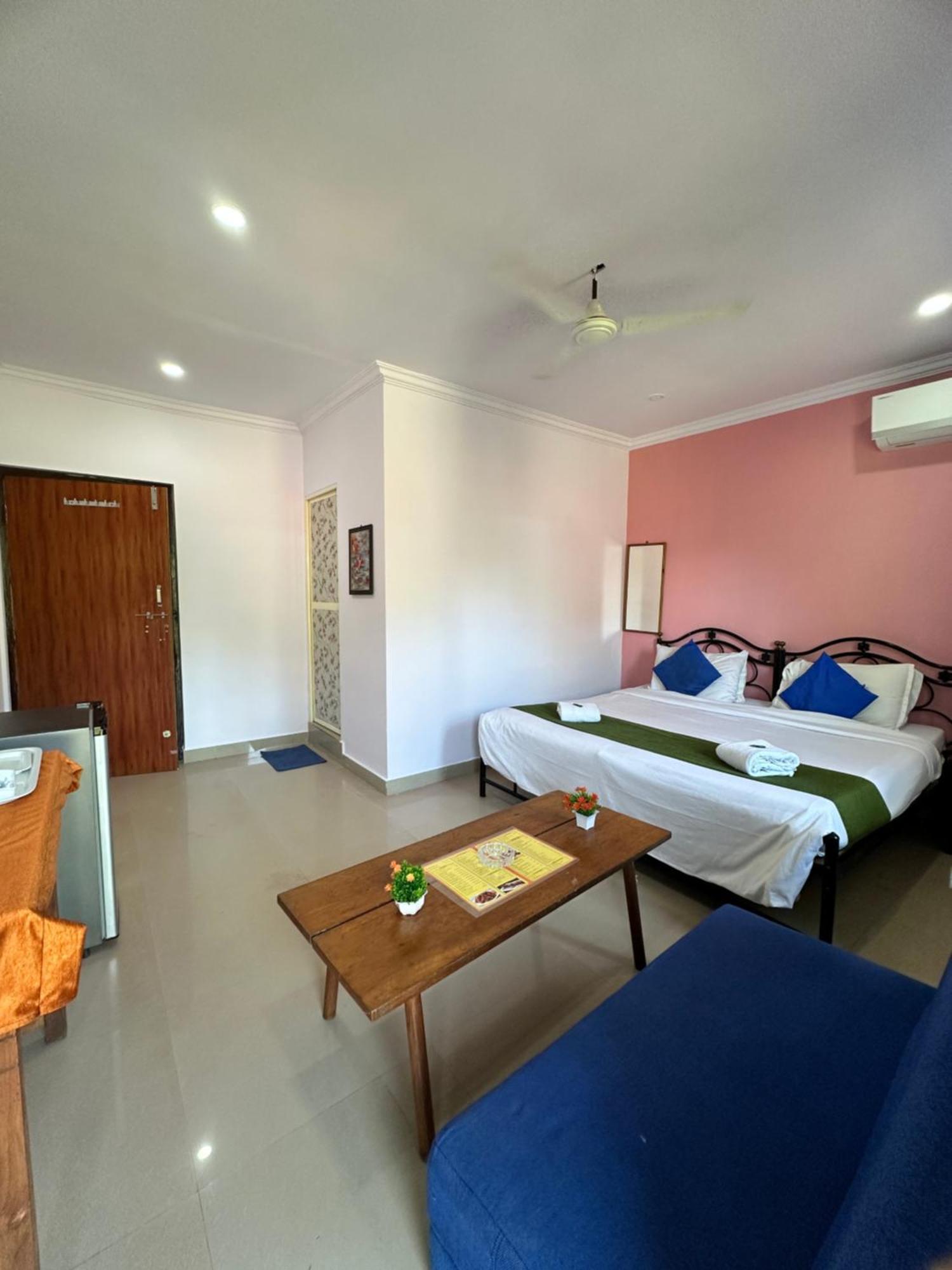 Casa Somanjo Inn Calangute Esterno foto